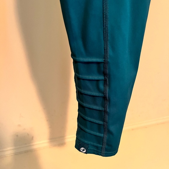 Oiselle Meridian Run Tights - Picture 3 of 6